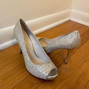 Cute sparkles heels!
